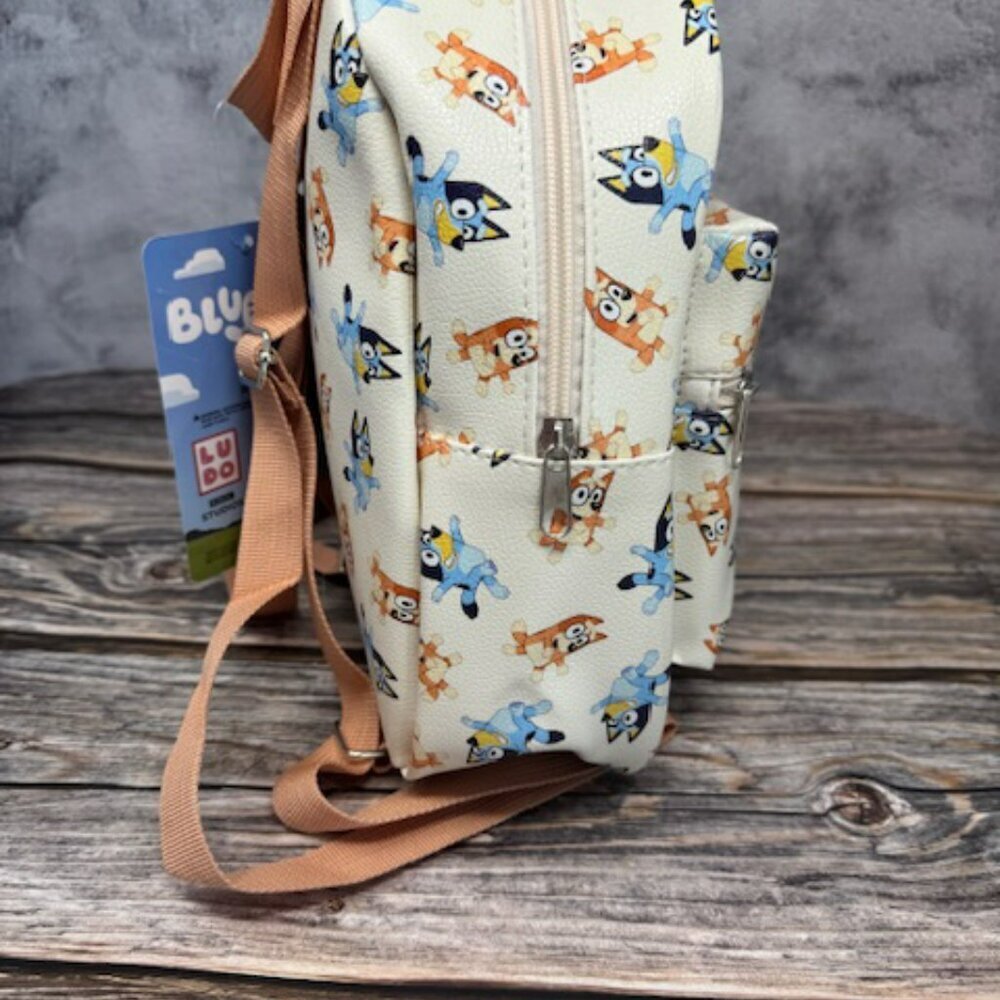 Bluey Mini Backpack NWT - Picture 5 of 9